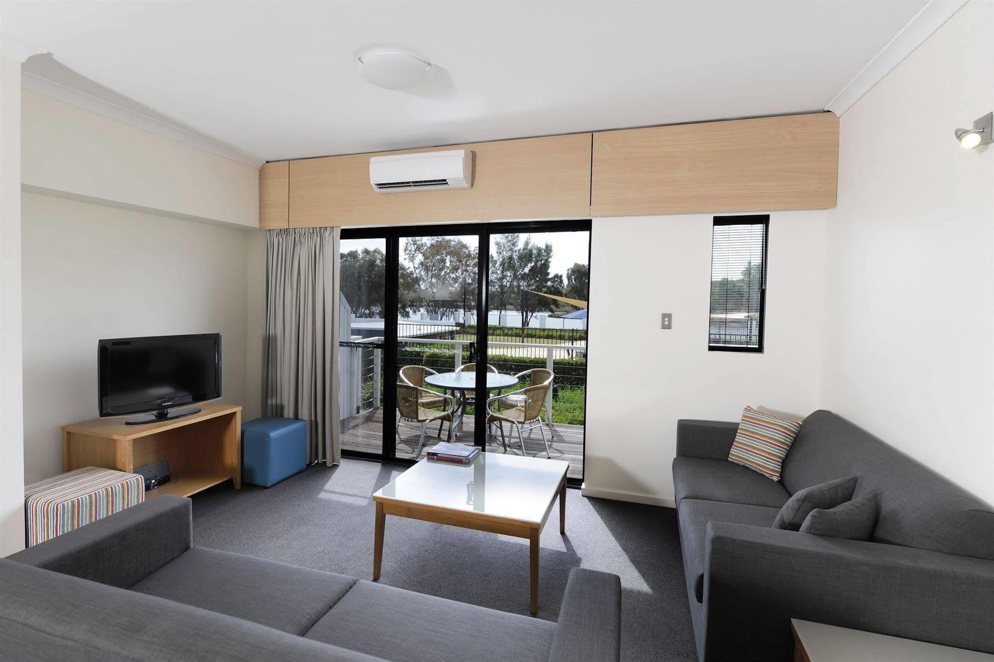 Assured Ascot Quays Apartment Hotel Perth Kültér fotó