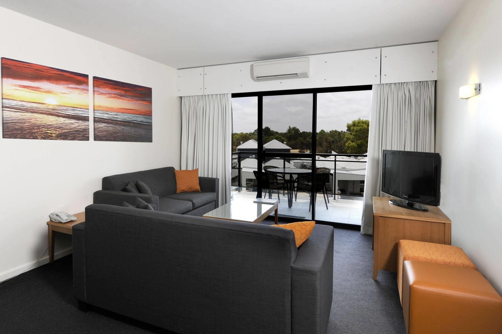 Assured Ascot Quays Apartment Hotel Perth Kültér fotó